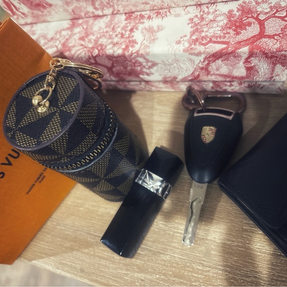 Luxury Lipstick Case Holder Purse Handbag Keychain Charm - Picture 3 of 4